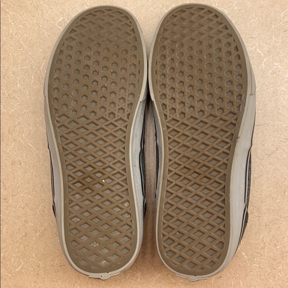 Vans shoes men’s size 8.5 - Picture 7 of 7
